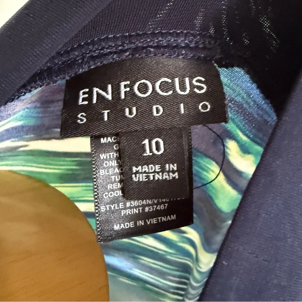 Enfocus Studio Maxi Dress Vibrant Green Blue White V-Neck Sleeveless Size 10